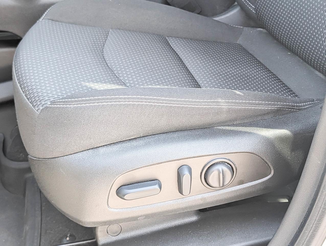 2023 GMC Terrain SLE Photo
