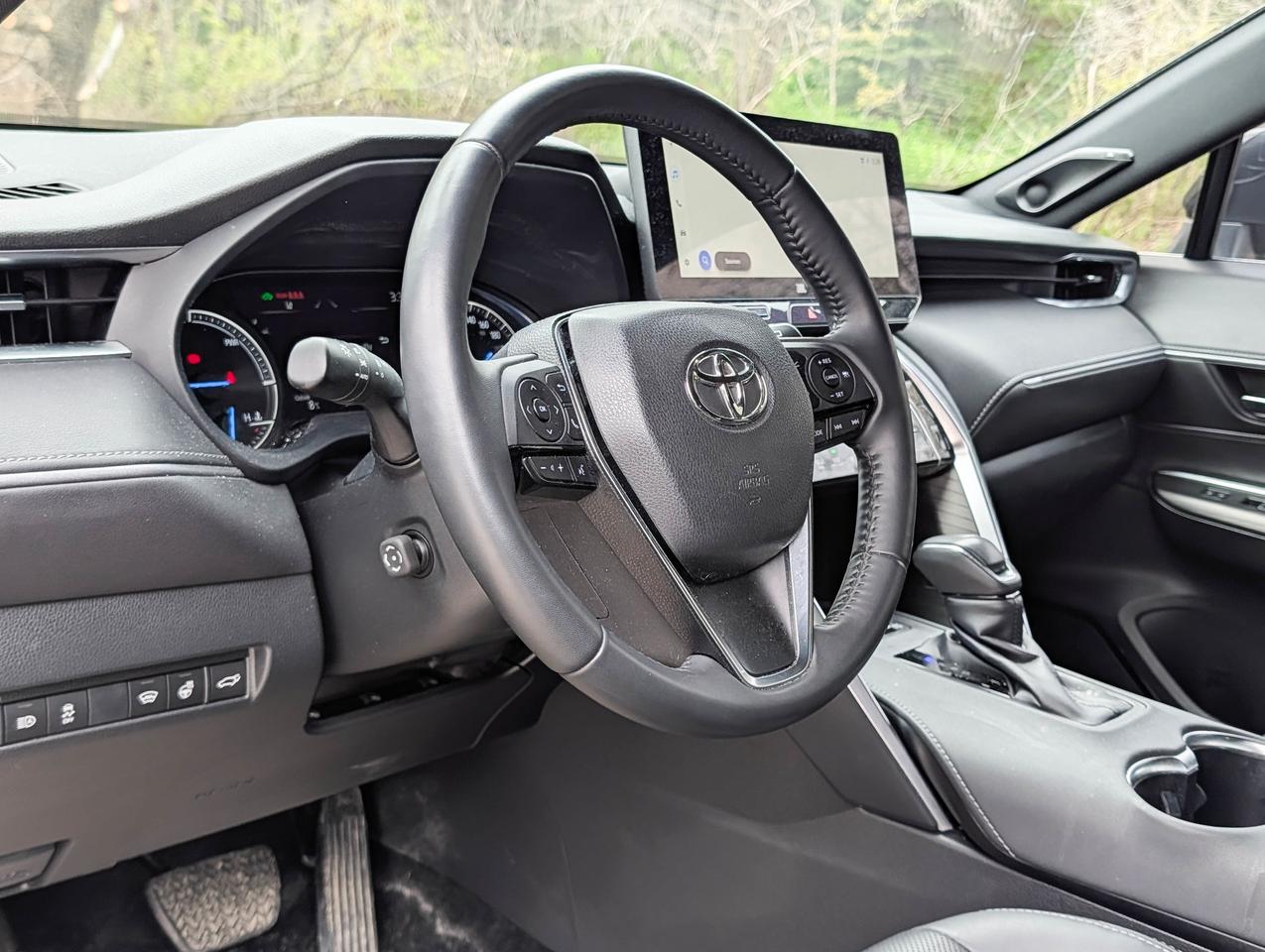 2024 Toyota Venza XLE Photo