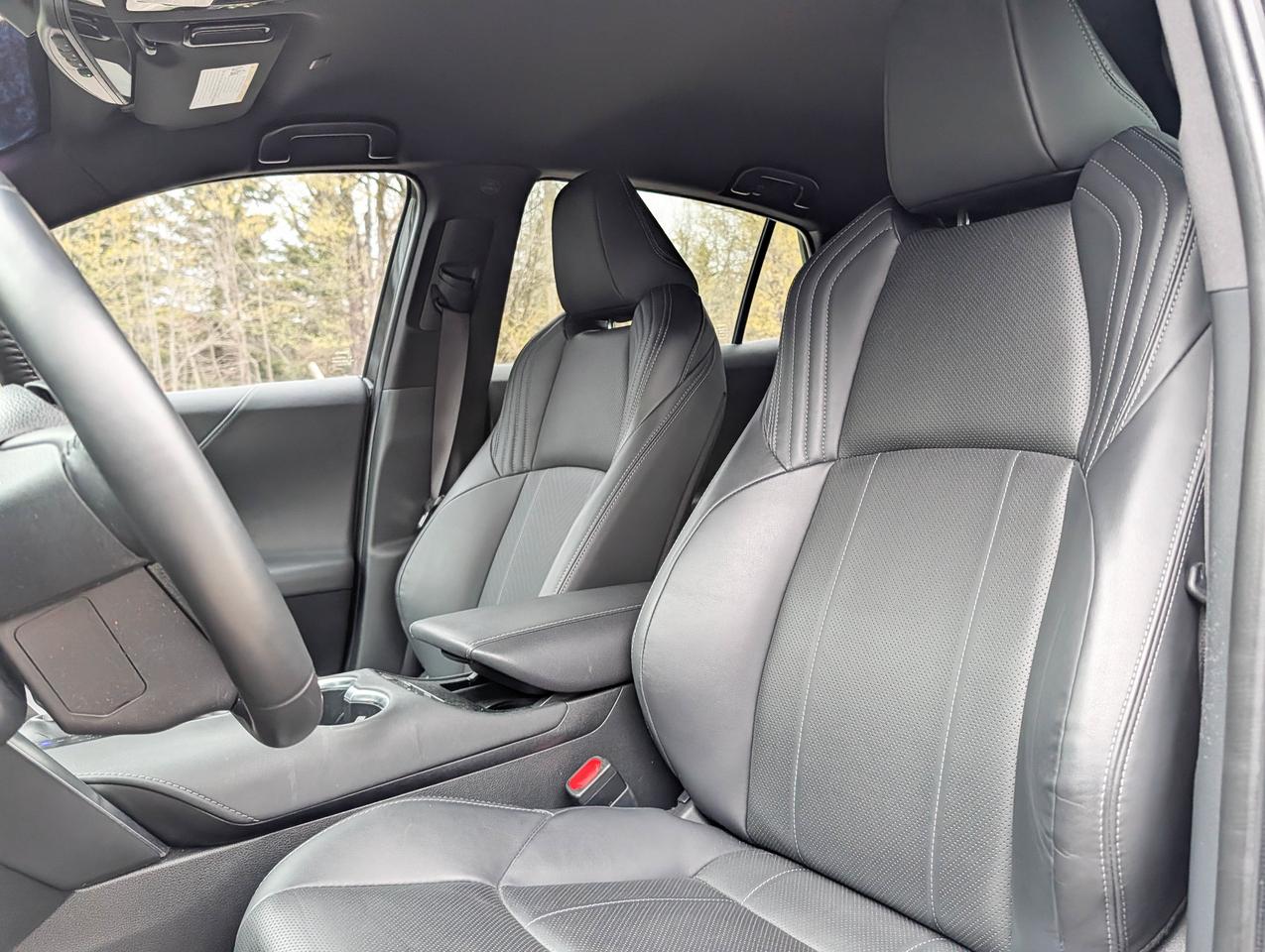 2024 Toyota Venza XLE Photo