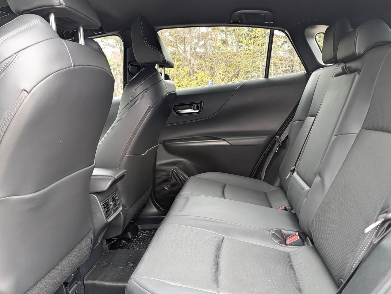 2024 Toyota Venza XLE Photo