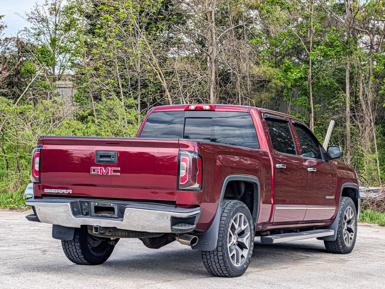 2017 GMC Sierra 1500 SLT Photo