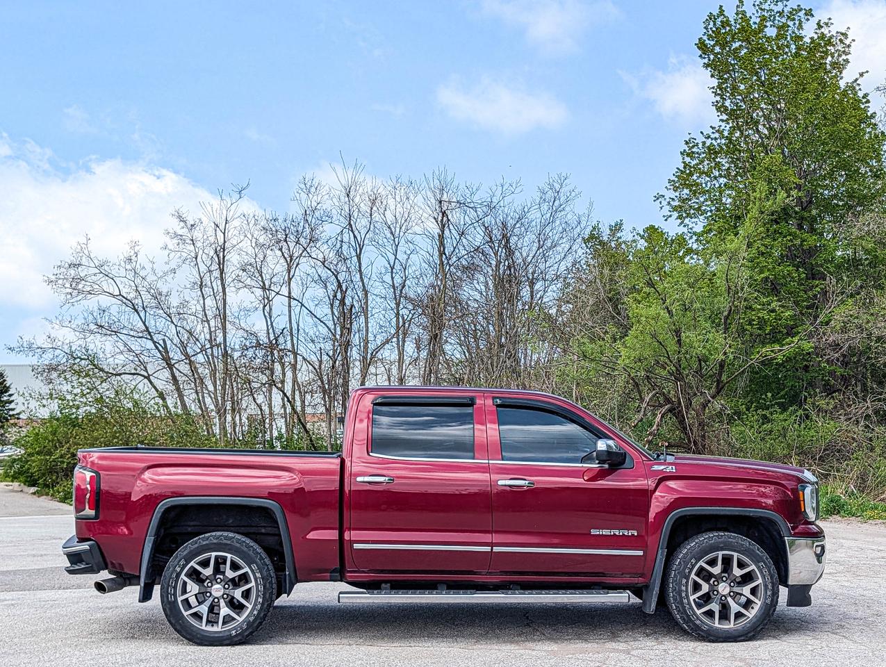 2017 GMC Sierra 1500 SLT Photo