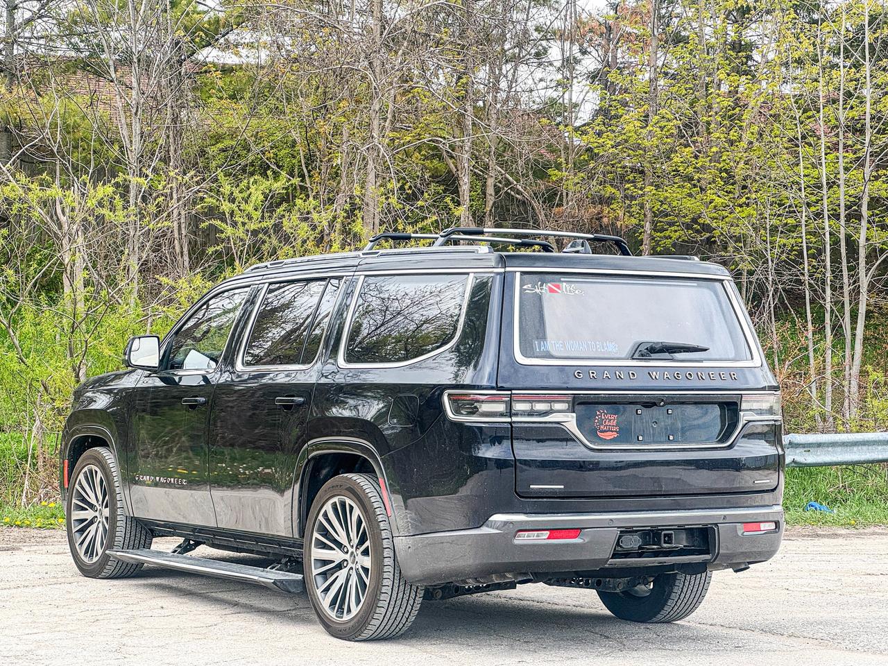 2022 Jeep Grand Wagoneer Series III Photo