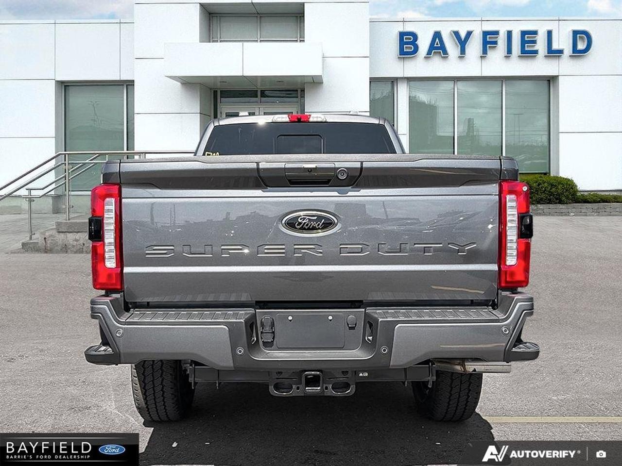 2026 Ford F-250 LARIAT Photo