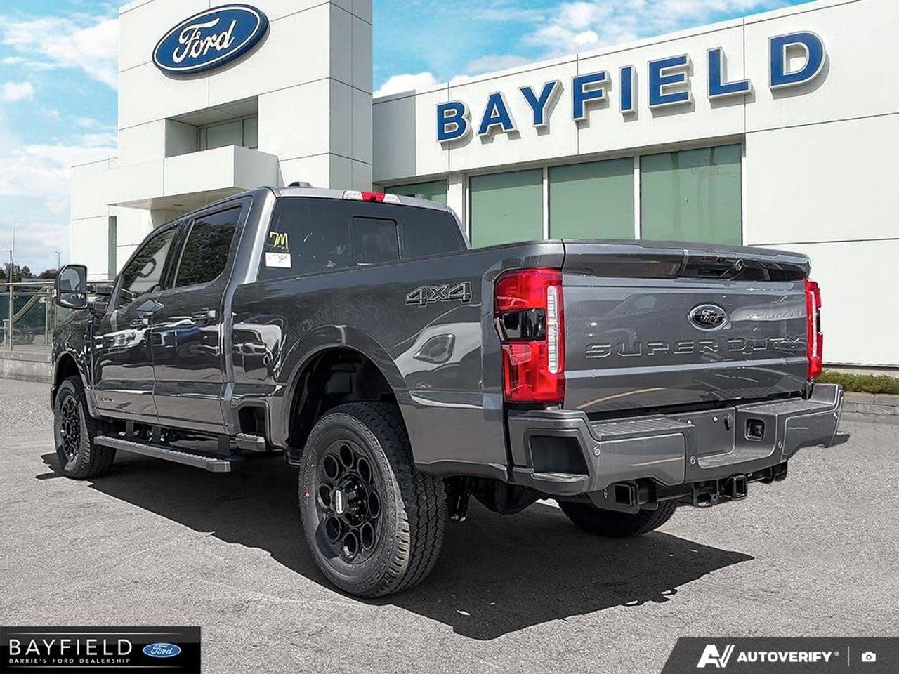 2026 Ford F-250 LARIAT Photo