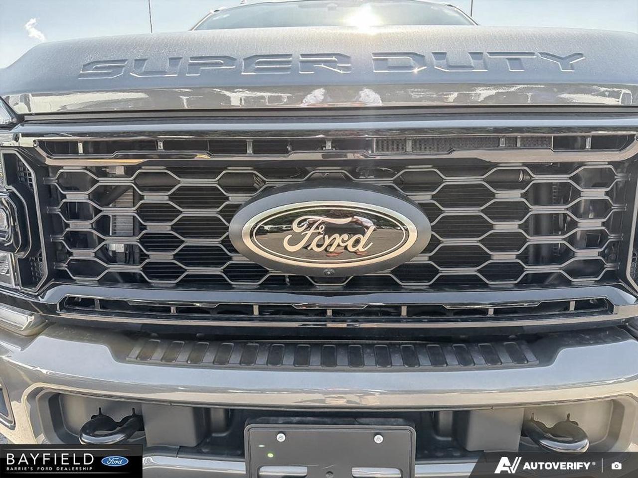 2026 Ford F-250 LARIAT Photo