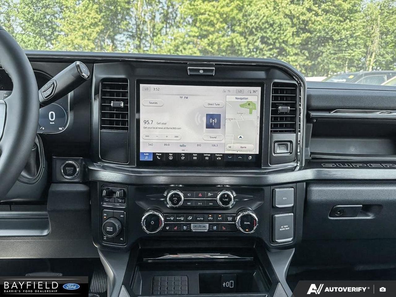 2026 Ford F-250 LARIAT Photo