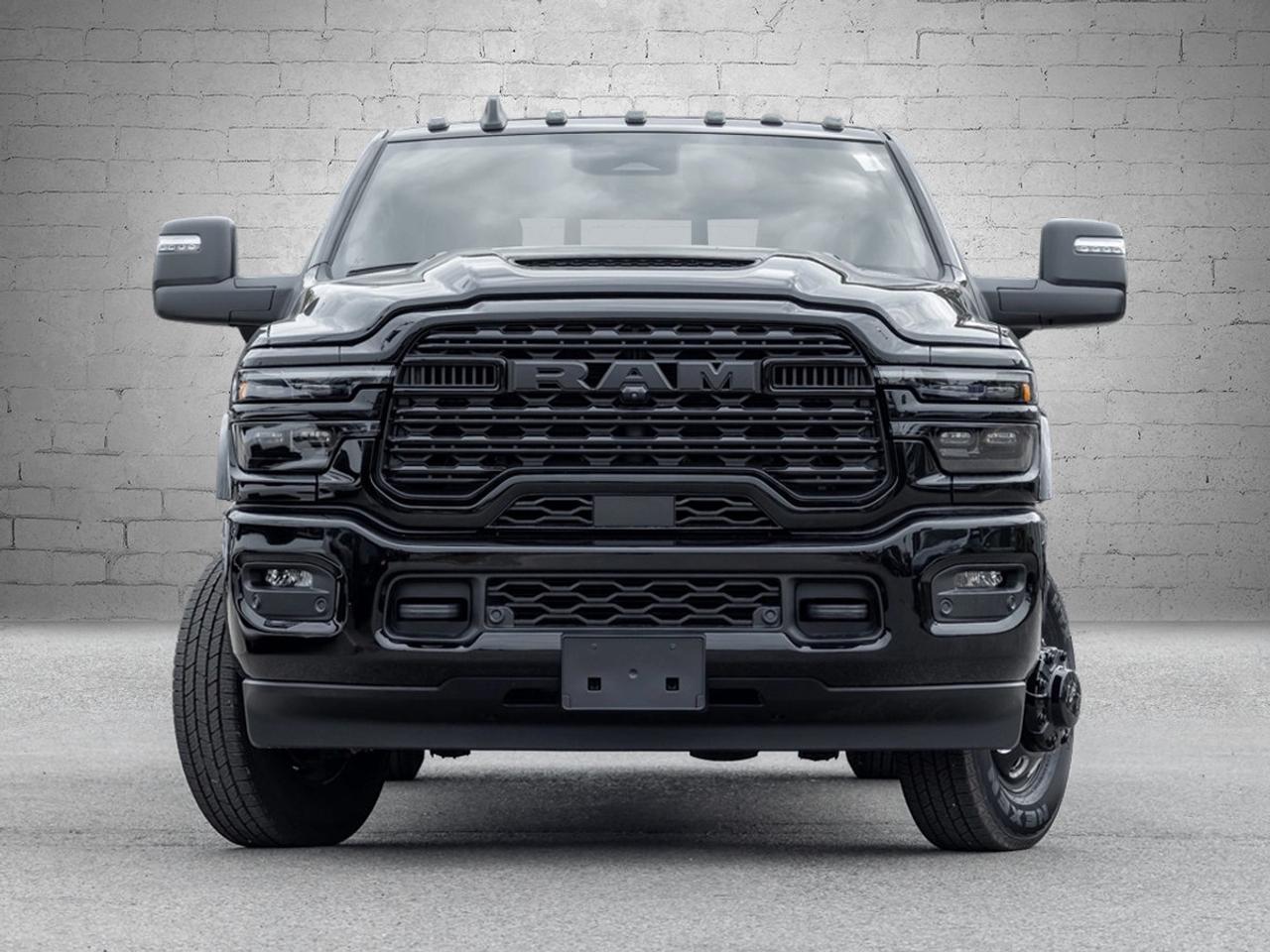 2026 RAM 3500 Limited Photo