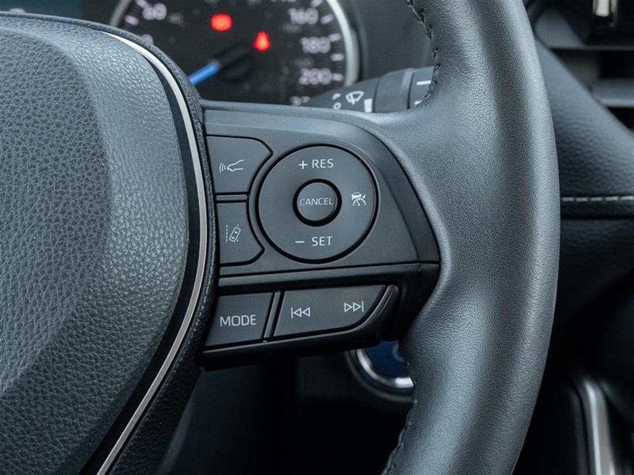 2019 Toyota RAV4 Hybrid XLE Sunroof | Backup Cam | Heated Seats | XLE Photo