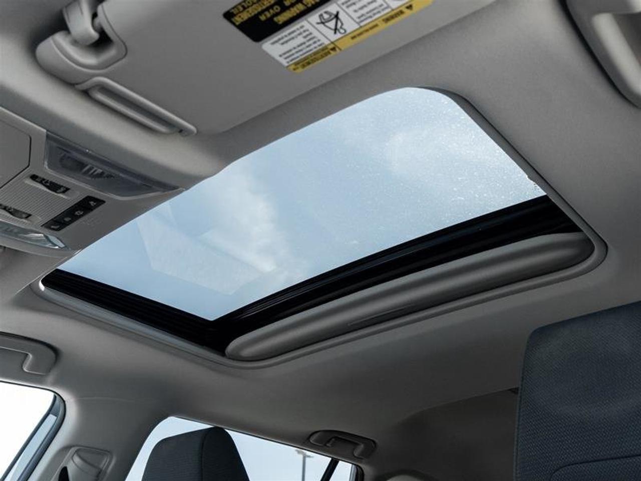 2019 Toyota RAV4 Hybrid XLE Sunroof | Backup Cam | Heated Seats | XLE Photo
