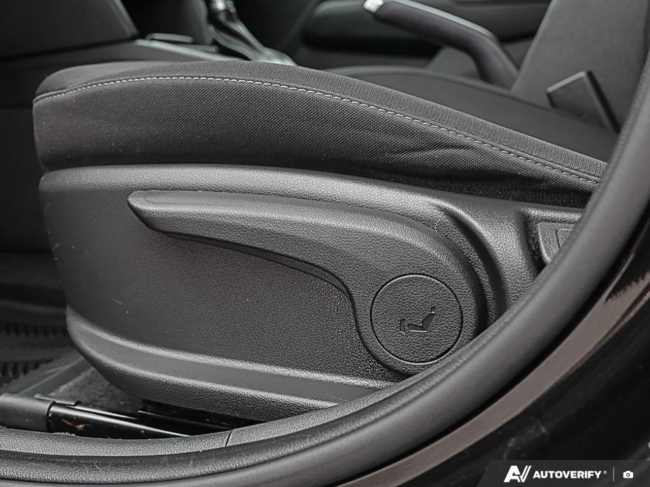2018 Hyundai Elantra GL, ECO, R/V CAM, BSM, HEATED SEATS & S.WHEEL Photo