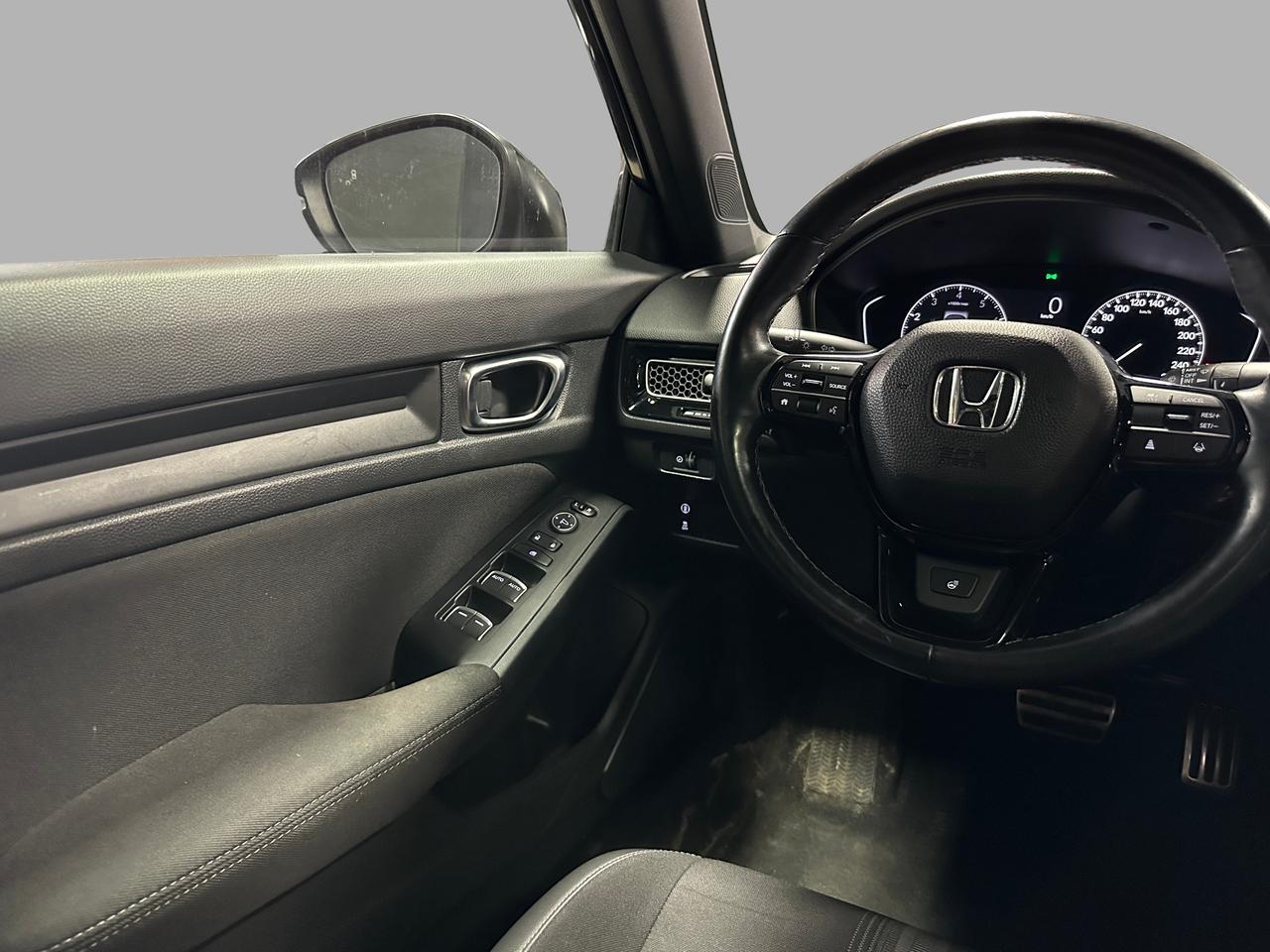 2022 Honda Civic SPORT | SUNROOF } BLUETOOTH | HEATED SEATS | ALLOY Photo