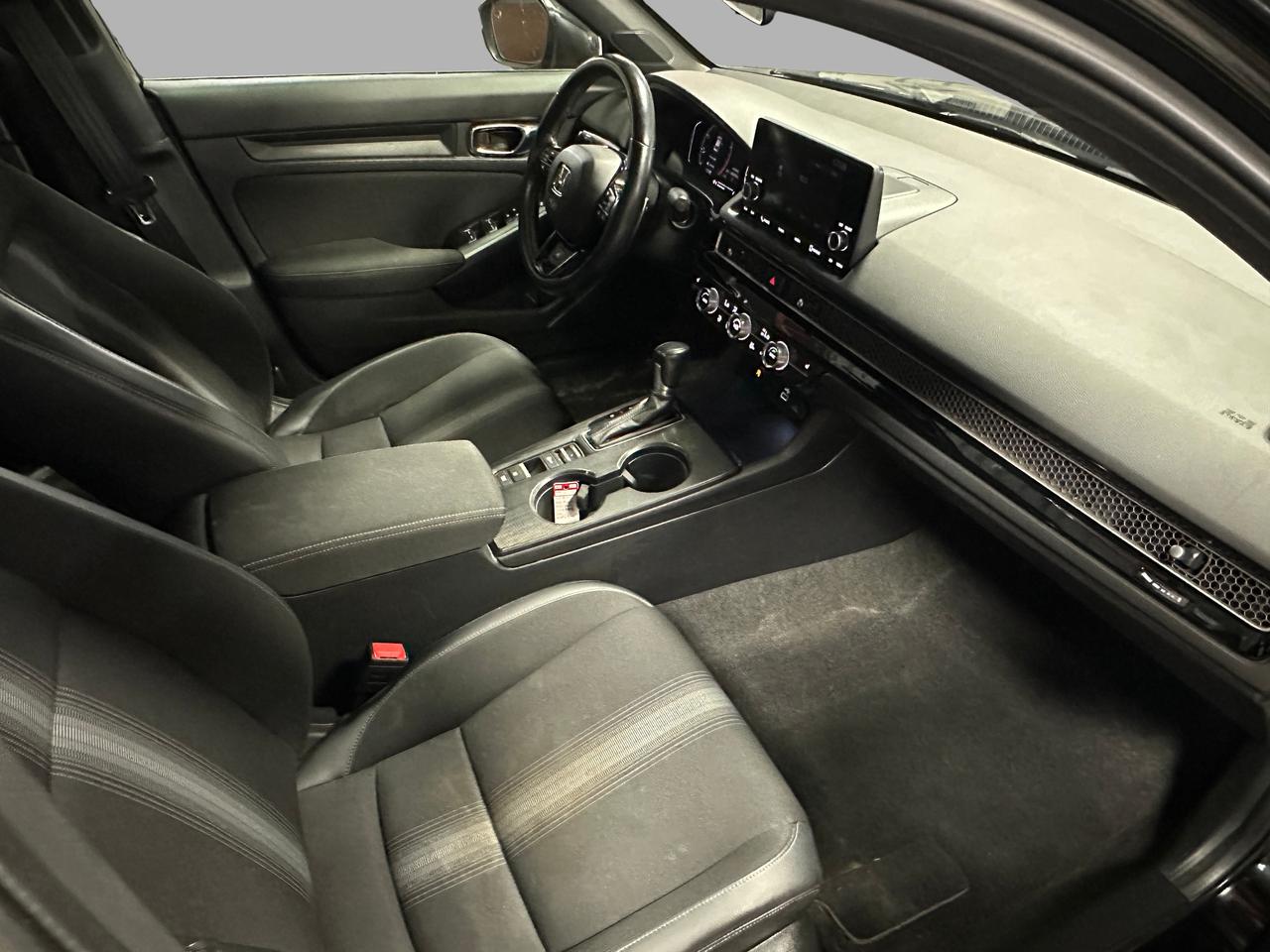 2022 Honda Civic SPORT | SUNROOF } BLUETOOTH | HEATED SEATS | ALLOY Photo