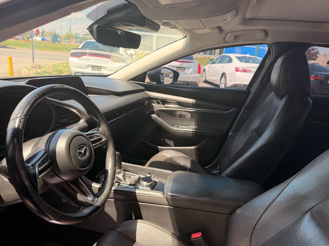 2019 Mazda MAZDA3 GT Photo4
