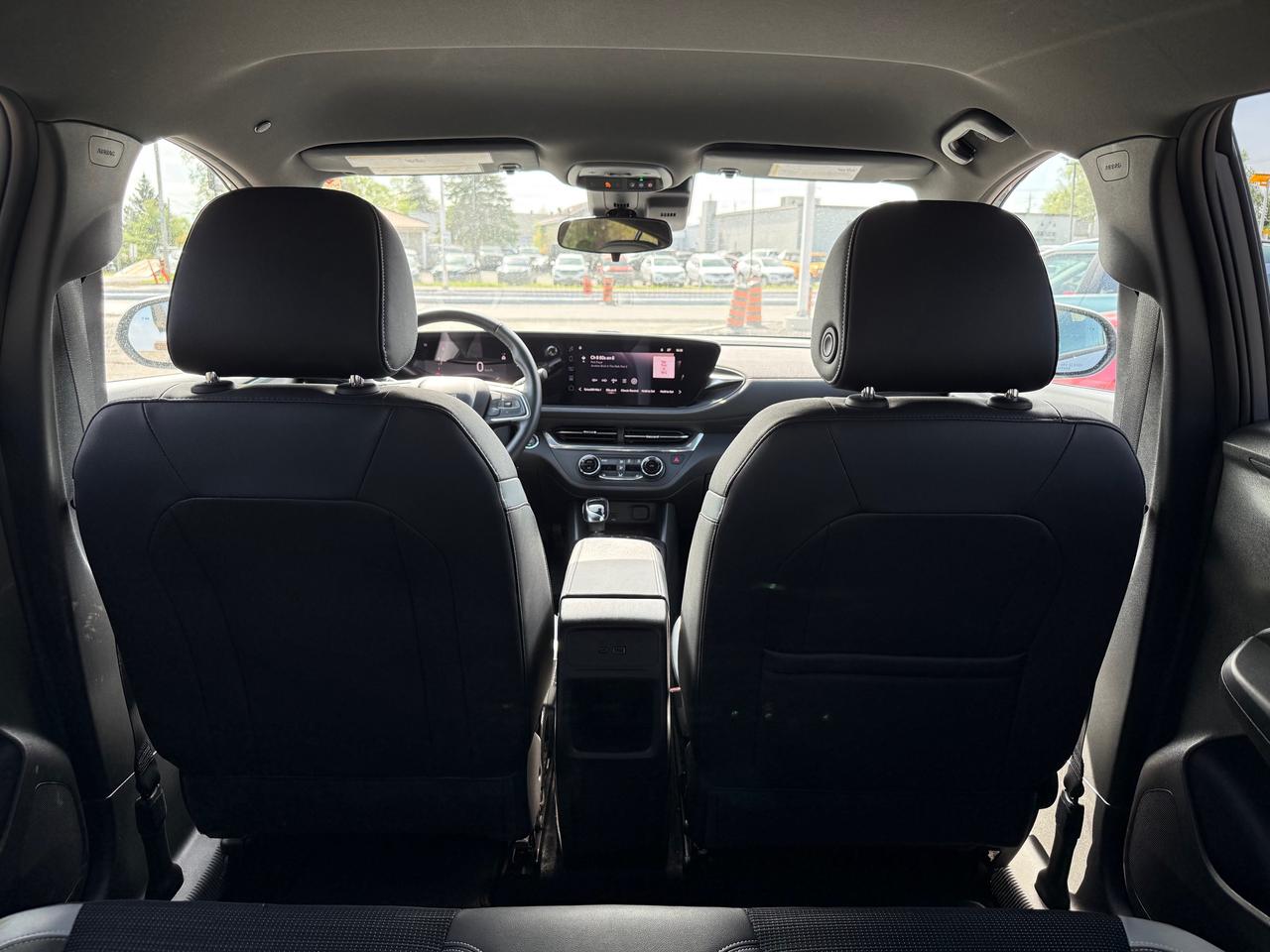 2024 Buick Envista Preferred Heated Steering and Seats! Photo