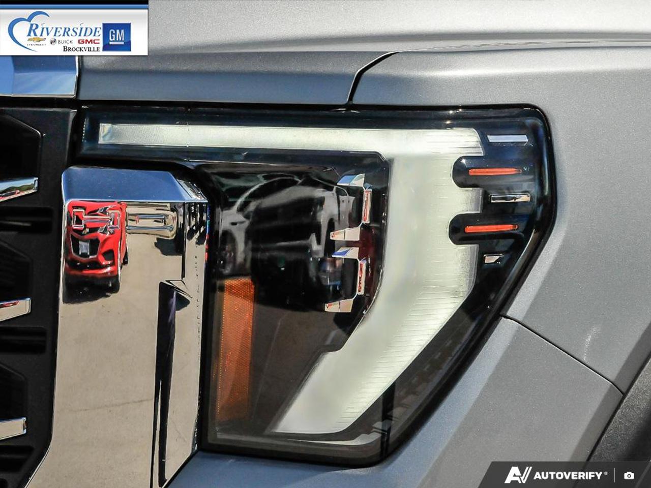 2024 GMC Sierra 2500 HD SLT Photo