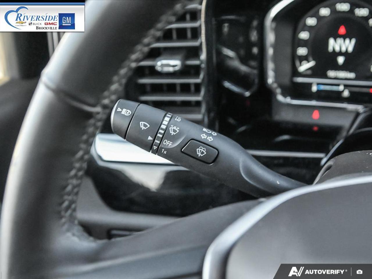 2024 GMC Sierra 2500 HD SLT Photo