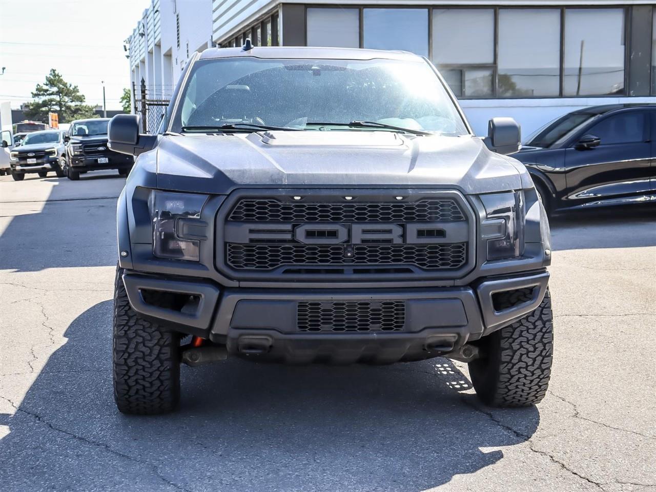 2020 Ford F-150 RAPTOR Photo2