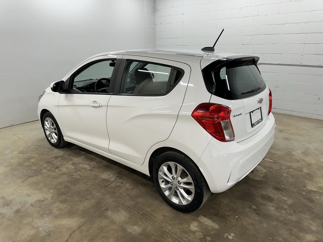 2021 Chevrolet Spark 4dr HB CVT 1LT Photo4