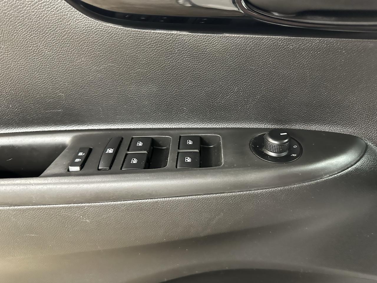 2021 Chevrolet Spark 4dr HB CVT 1LT Photo12