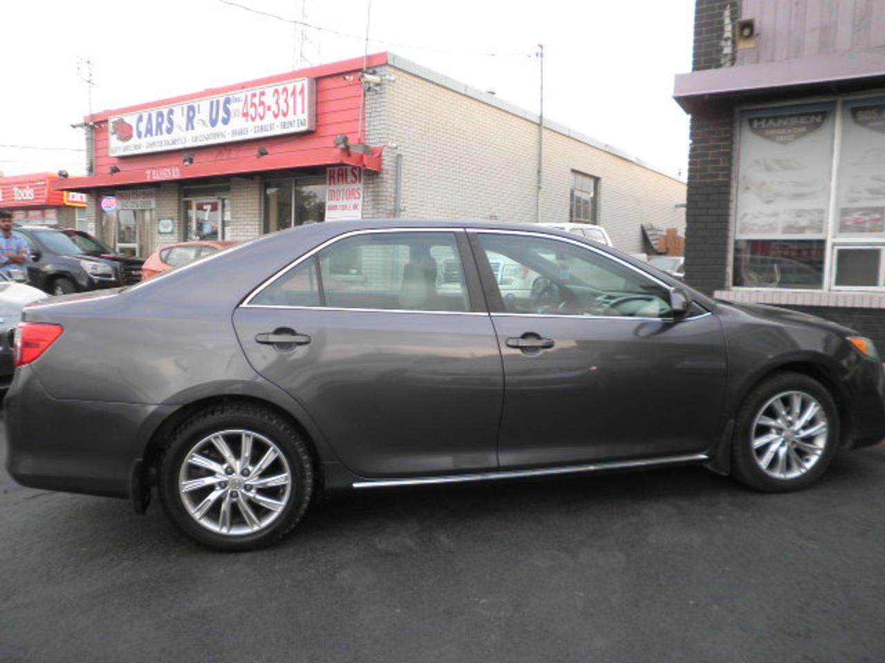 2013 Toyota Camry LE Photo