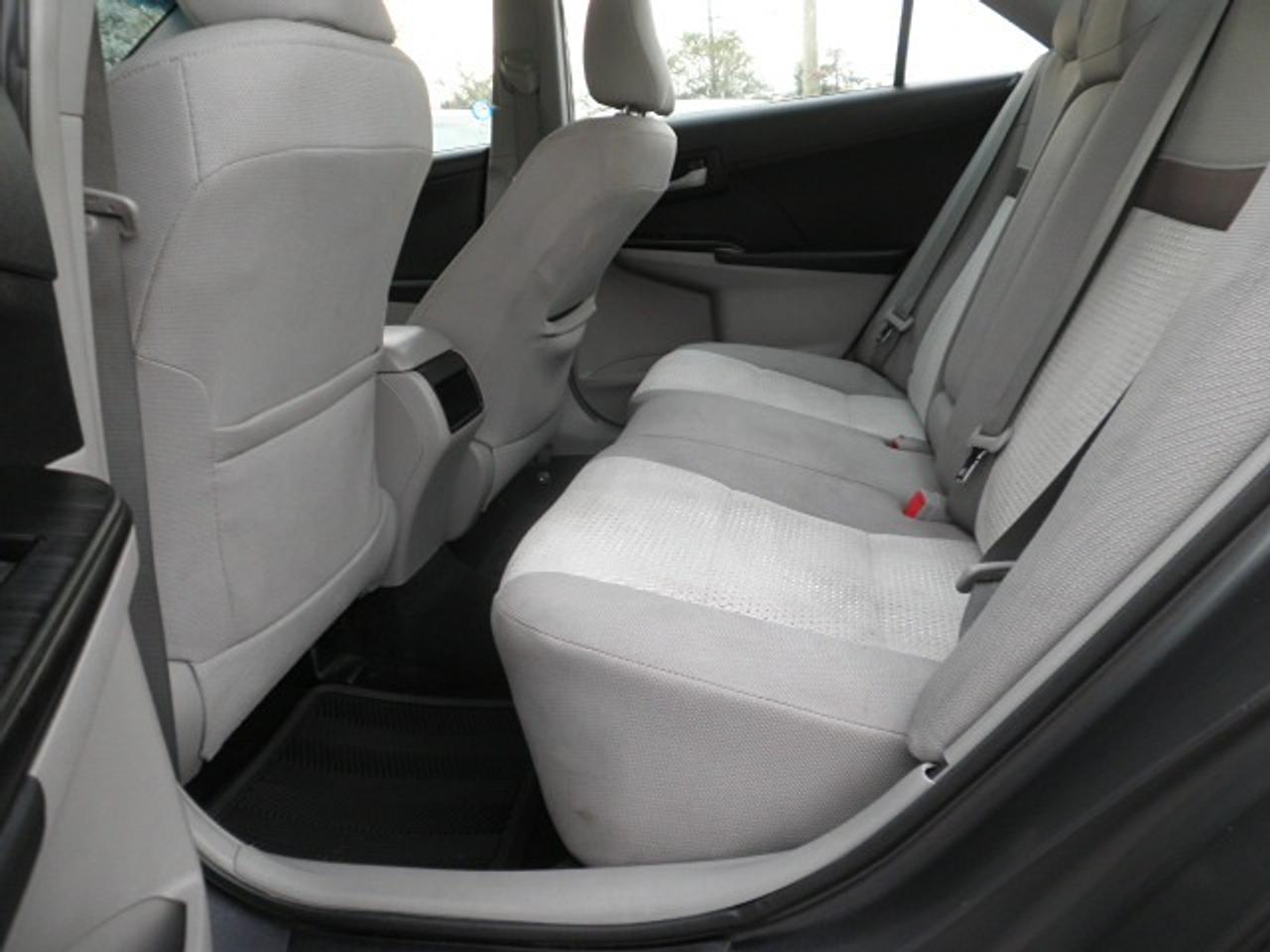 2013 Toyota Camry LE Photo