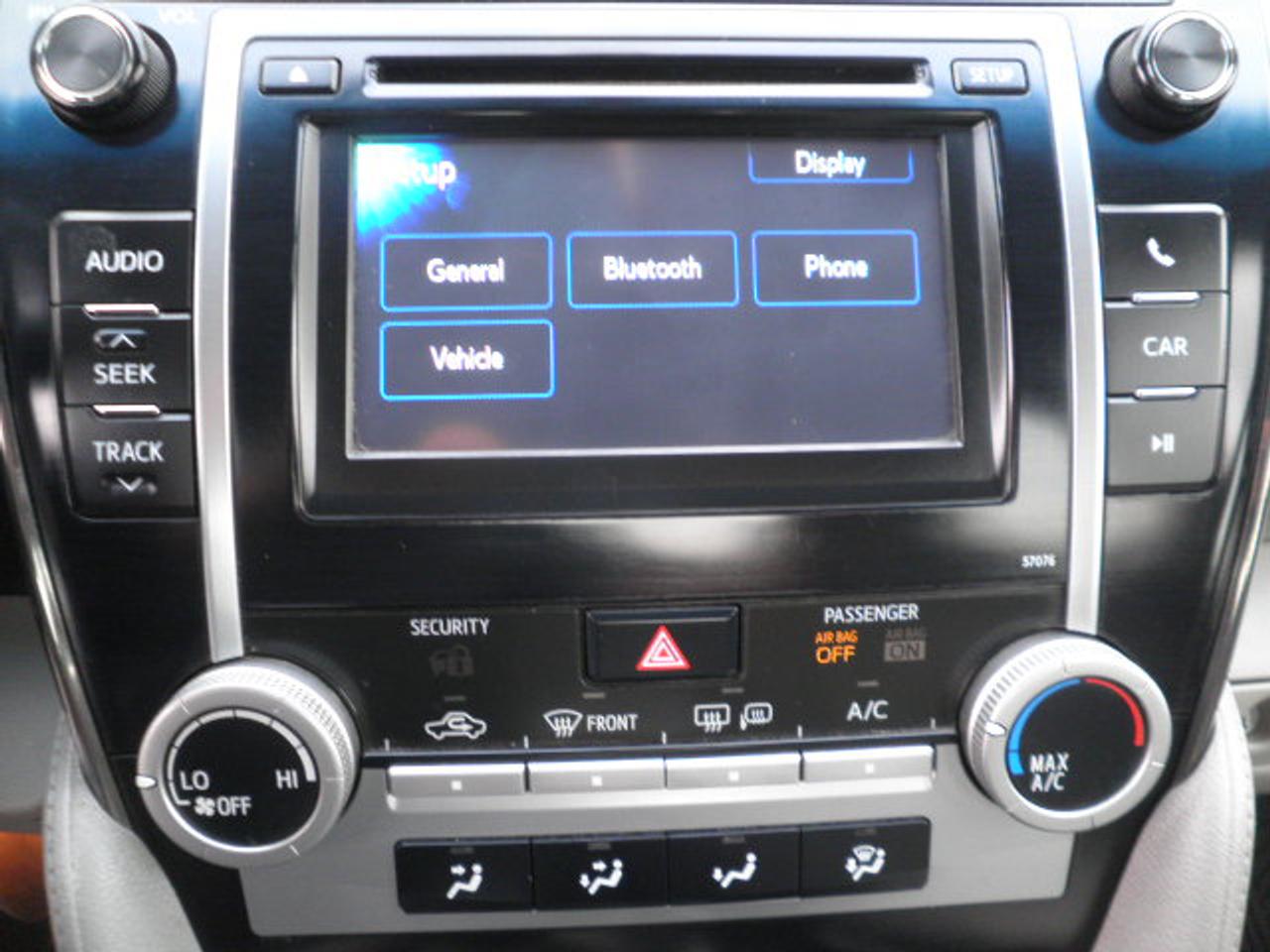 2013 Toyota Camry LE Photo