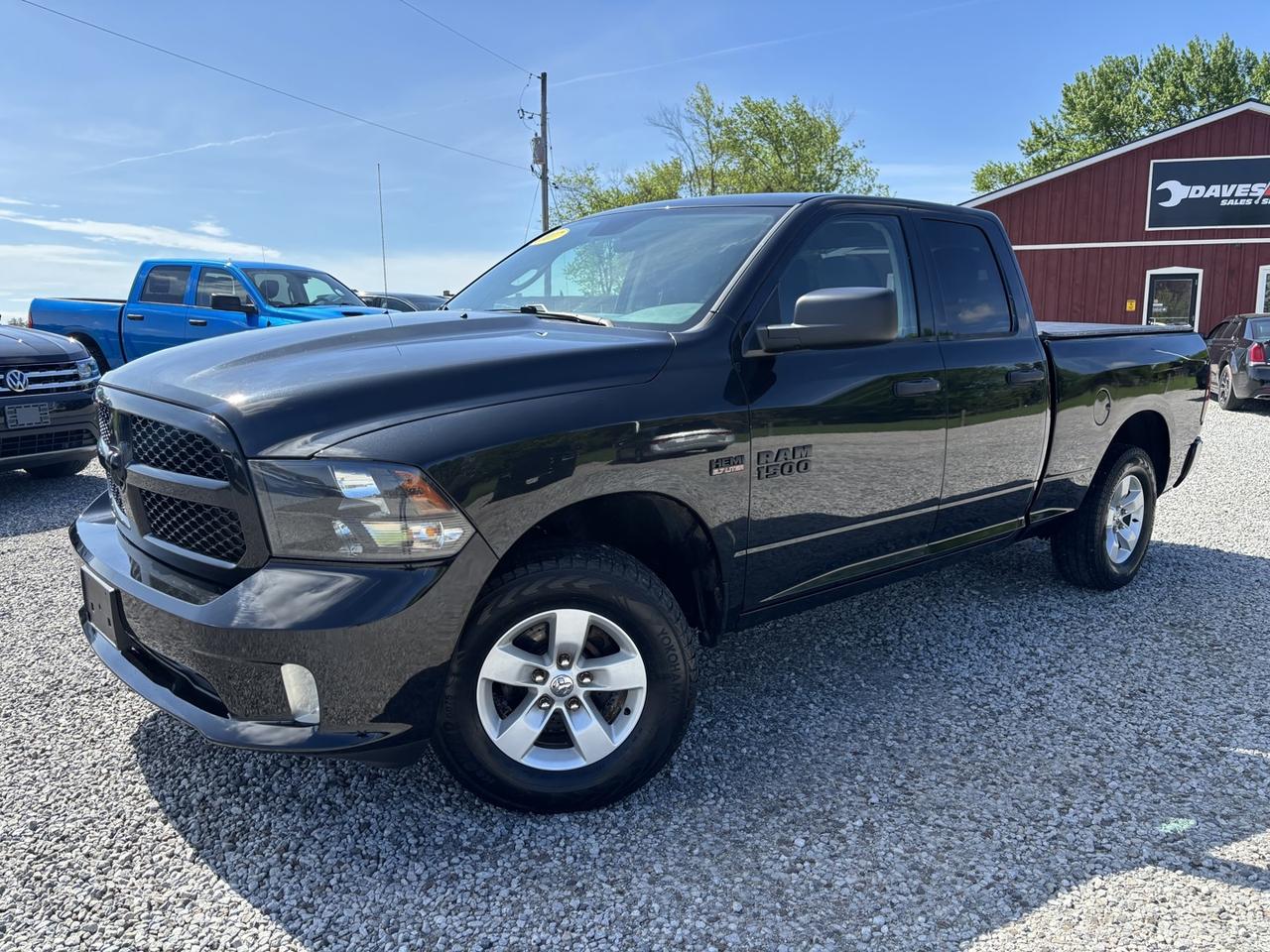 <p dir=ltr><span>*4X4*2 KEYS*BACKUP CAM*</span><span><font color=#000000 face=Arial, sans-serif><b> </b></font></span><span>This 2017 Ram 1500 will be sold with an Ontario Safety Certificate through our multi-point inspection process to provide you with the best quality pre-owned experience. Complete Carfax reports come with every vehicle sale and are readily available. Financing available as well at Daves Auto through TD Auto finance for all models 2016 and newer! </span><span> 2020-2026 models range from as low as 6.99%-9.49% and 2016-2019 models range from 8.49%-9.49%.</span><span> All vehicles with XM Capability come with 3 free months of Sirius XM. Daves Auto continues to serve its customers with quality, unbranded pre-owned vehicles, certifying every vehicle inside the list price disclosed. Tinting available for $99/window.</span></p><p><span id=docs-internal-guid-91941285-7fff-2e58-4b7c-ee0fffa510aa></span></p><p dir=ltr><span>Established in 1996, Daves Auto has been serving the Haldimand, West Lincoln and Ontario area with the same quality for 30 years! With growth, Daves Auto now has a lot with approximately 70 vehicles and a service building on-site to safety all vehicles in-house. If you are looking at this vehicle and need any additional information, please feel free to call us or come visit us at 7109 Canborough Rd. Dunnville, Ontario. Find us on Instagram @ daves_auto_2020 and become more familiar with our family business! Please call in advance to ensure availability.</span></p>