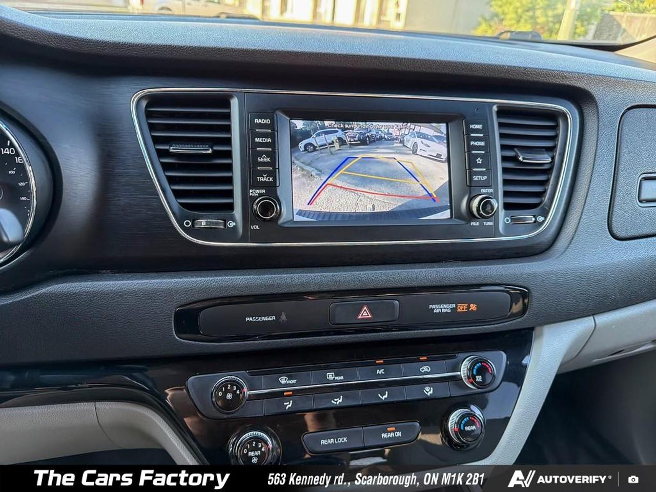 2020 Kia Sedona LX+ 8 PASSANGER APPLE CARPLAY NO ACCIDENT! Photo