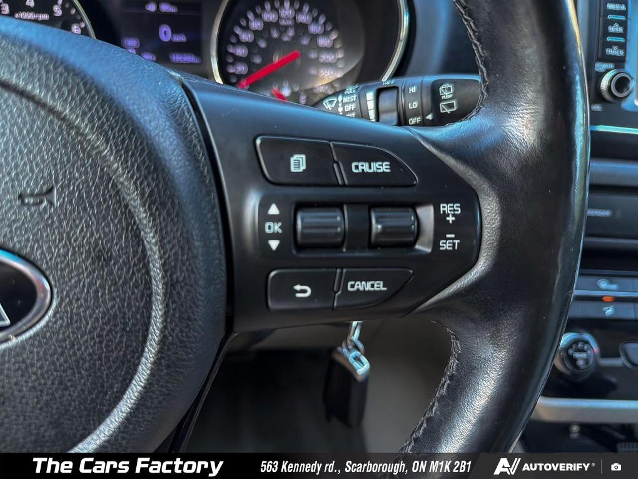 2020 Kia Sedona LX+ 8 PASSANGER APPLE CARPLAY NO ACCIDENT! Photo