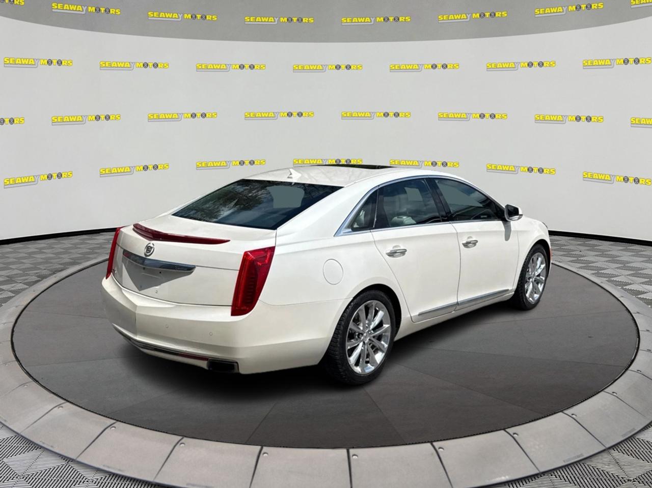 2013 Cadillac XTS 4dr Sdn Premium Collection AWD Photo
