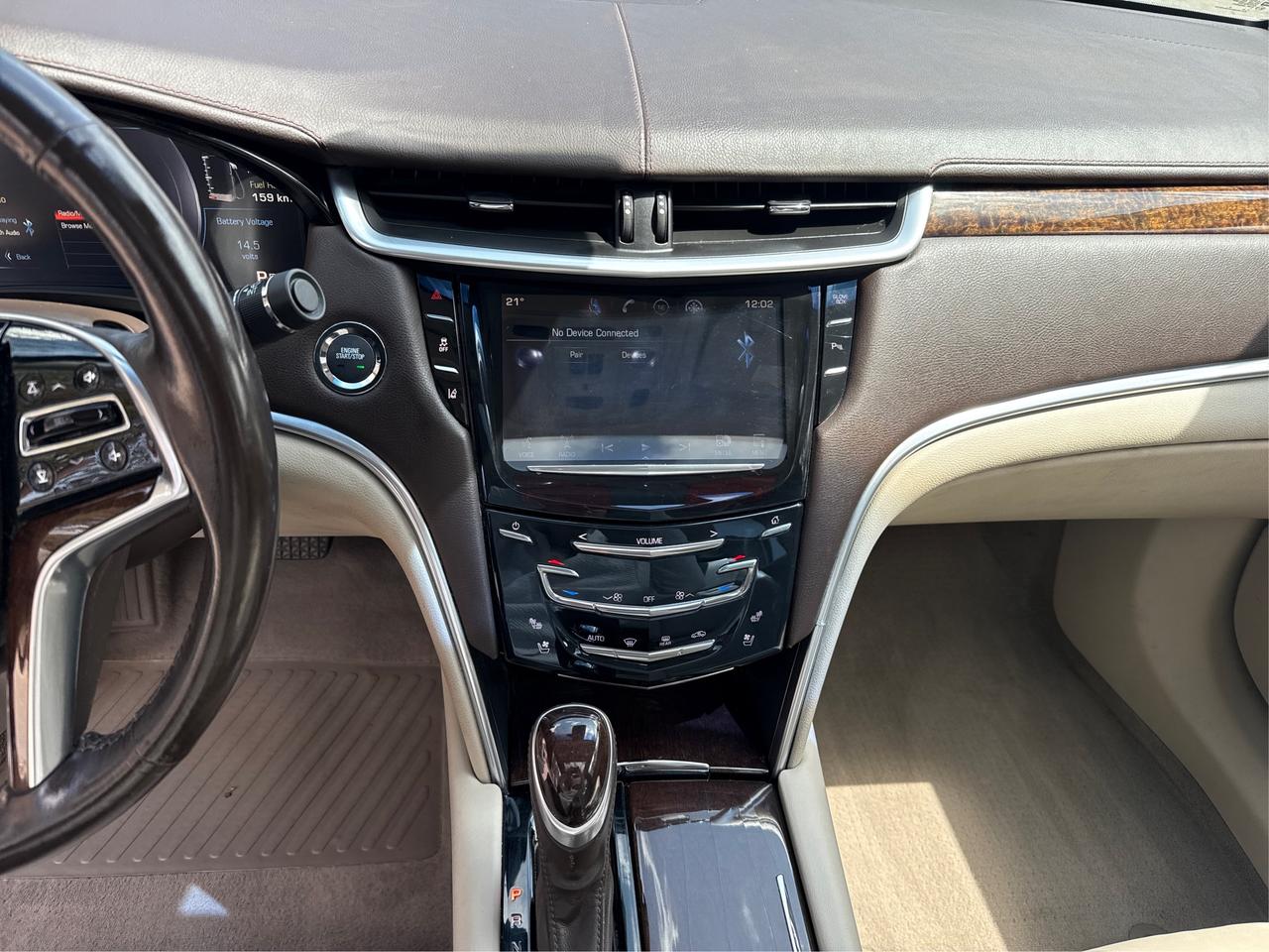 2013 Cadillac XTS 4dr Sdn Premium Collection AWD Photo