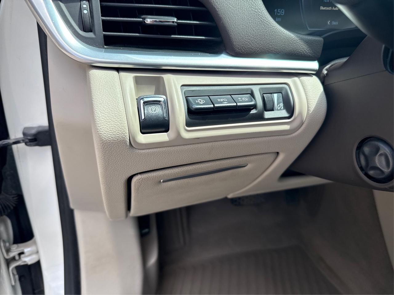 2013 Cadillac XTS 4dr Sdn Premium Collection AWD Photo