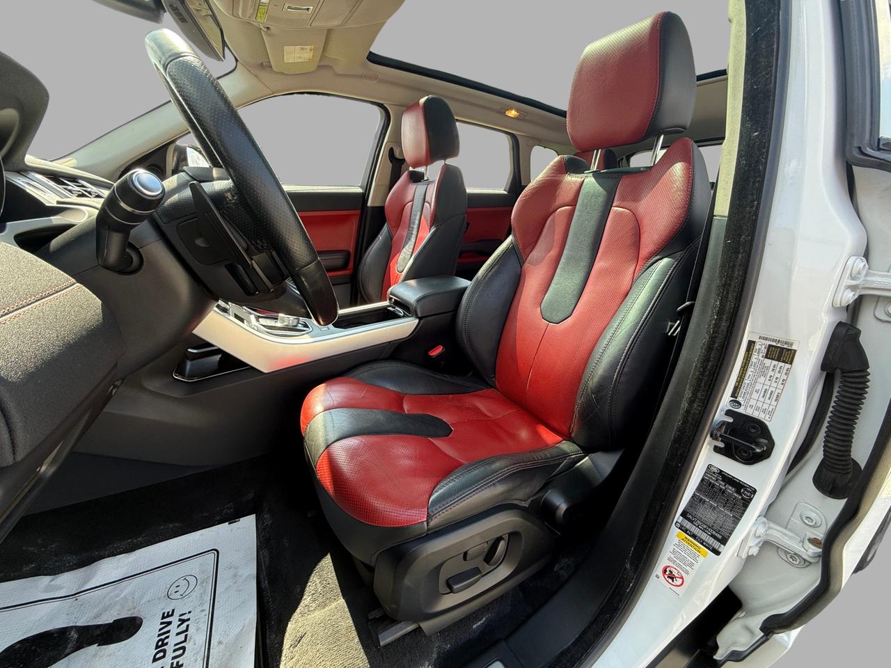 2015 Land Rover Evoque 5dr HB Dynamic Photo