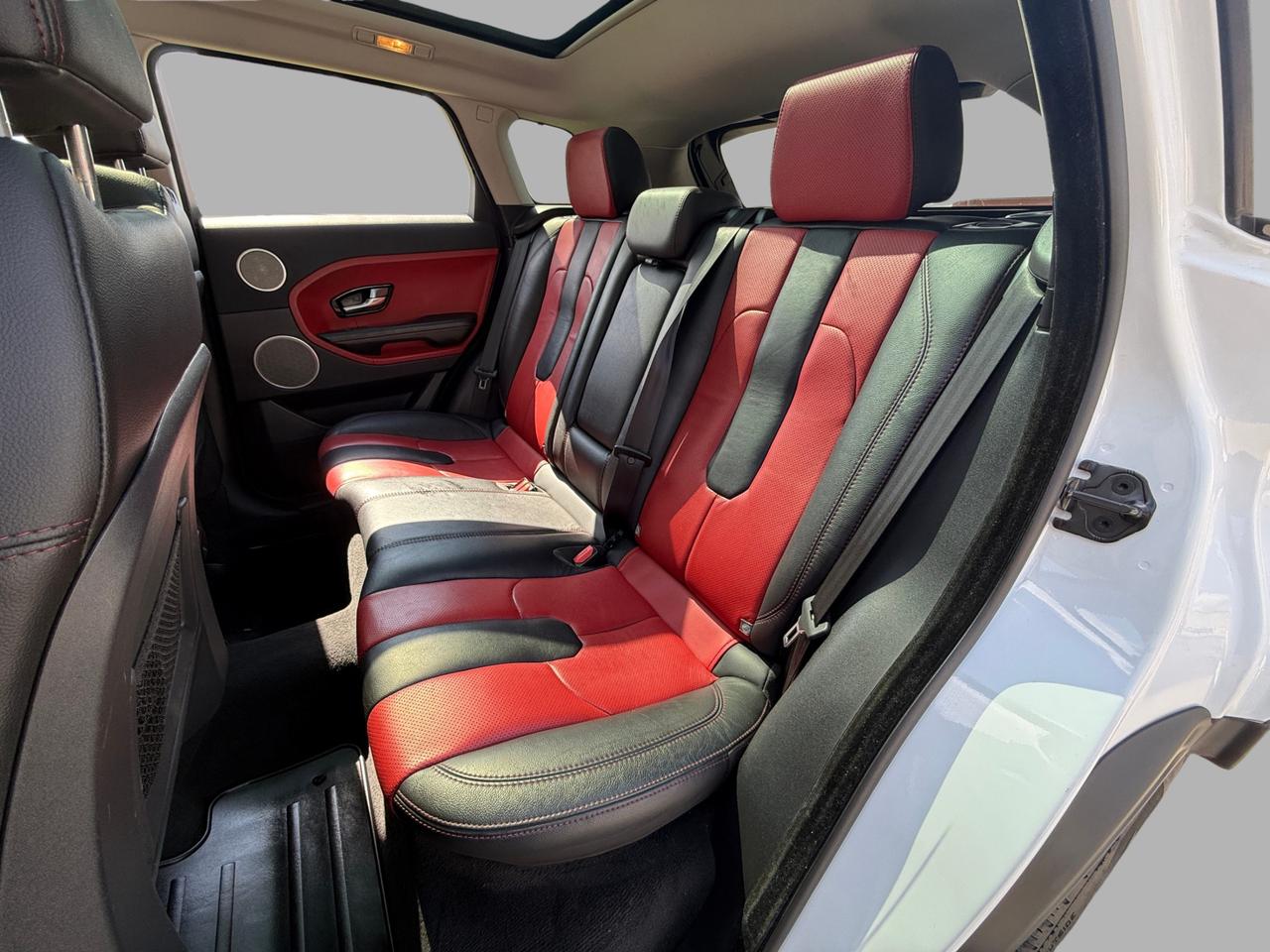 2015 Land Rover Evoque 5dr HB Dynamic Photo