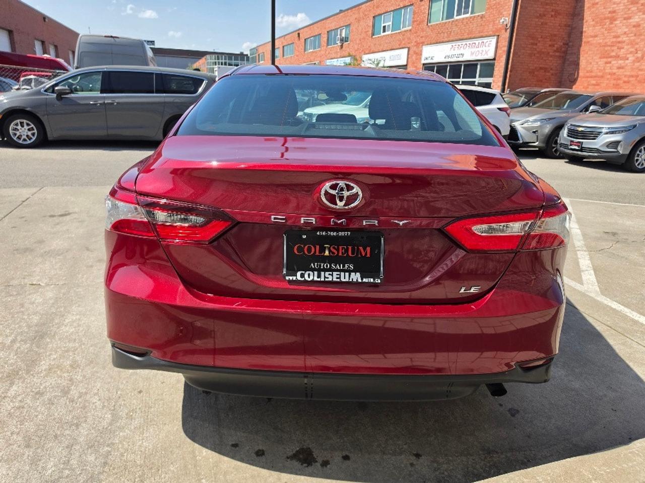2018 Toyota Camry LE **ONLY 60,000KM-CAMERA-ALLOYS-CLEAN CARFAX-CERTIFIED** Photo
