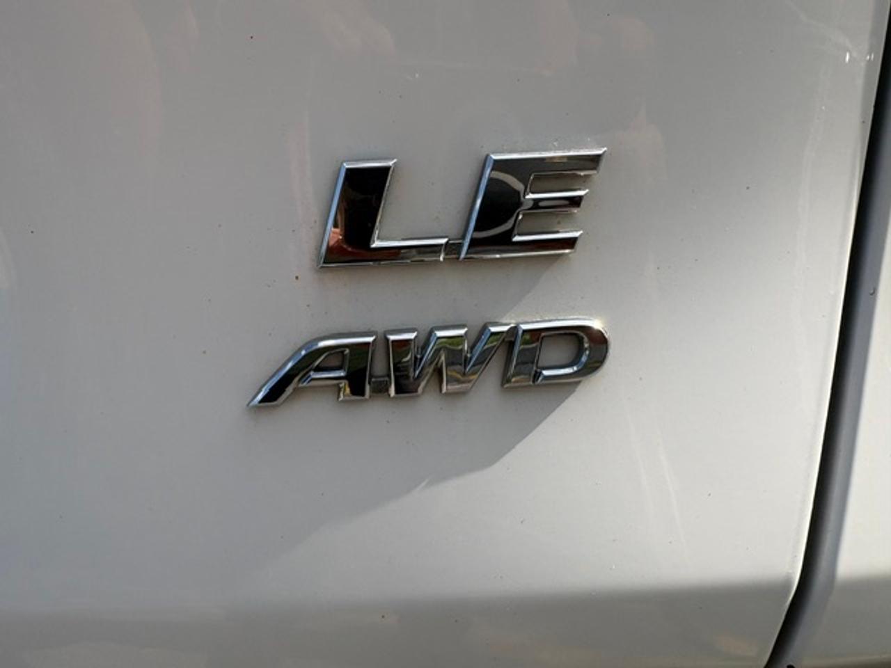 2021 Toyota RAV4 LE AWD **CAMERA-BLUETOOTH-CARPLAY-NO ACCIDENTS-CERTIFIED** Photo