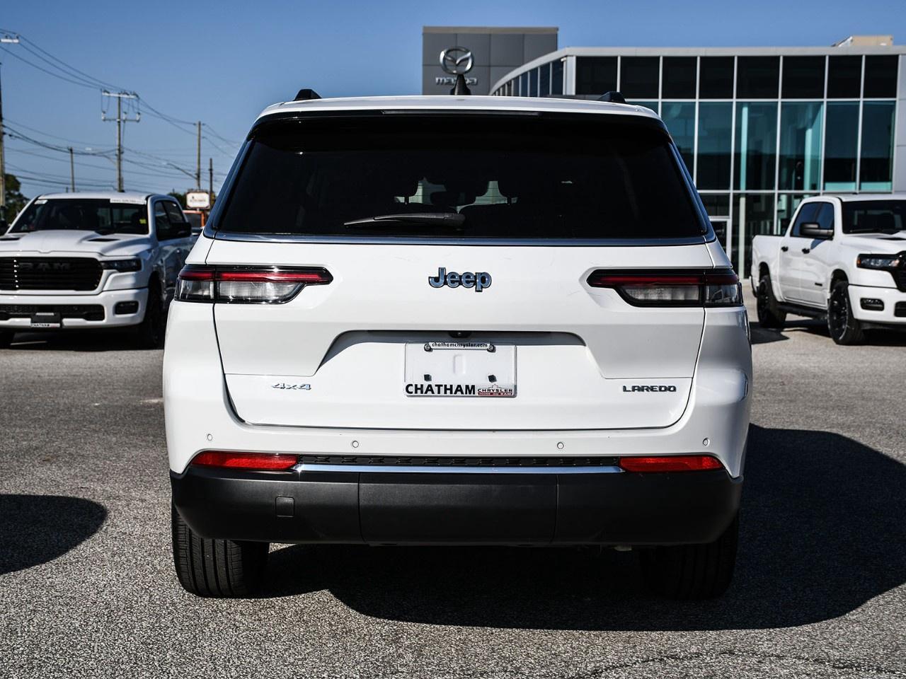 2023 Jeep Grand Cherokee L Laredo 4x4 Photo2
