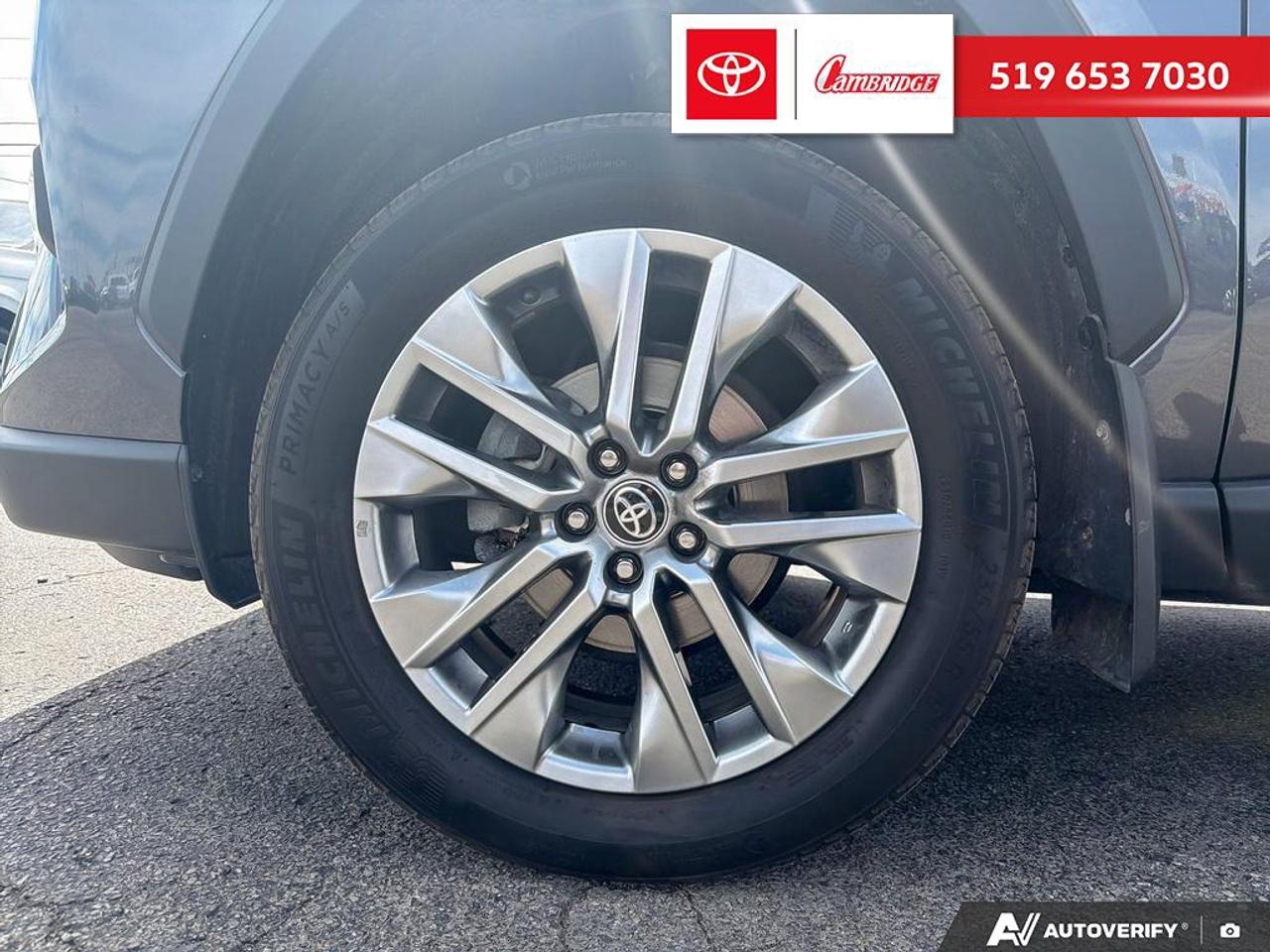 2024 Toyota RAV4 XLE Photo