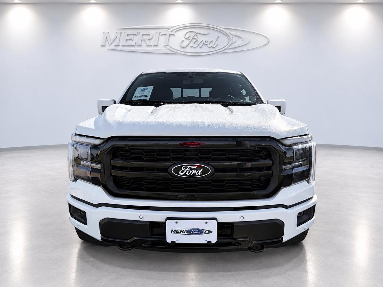 2026 Ford F-150 Lariat Photo2