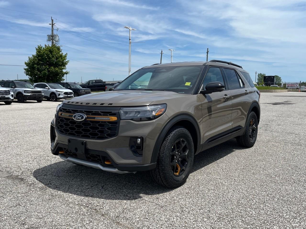 2026 Ford Explorer TREMOR Photo3