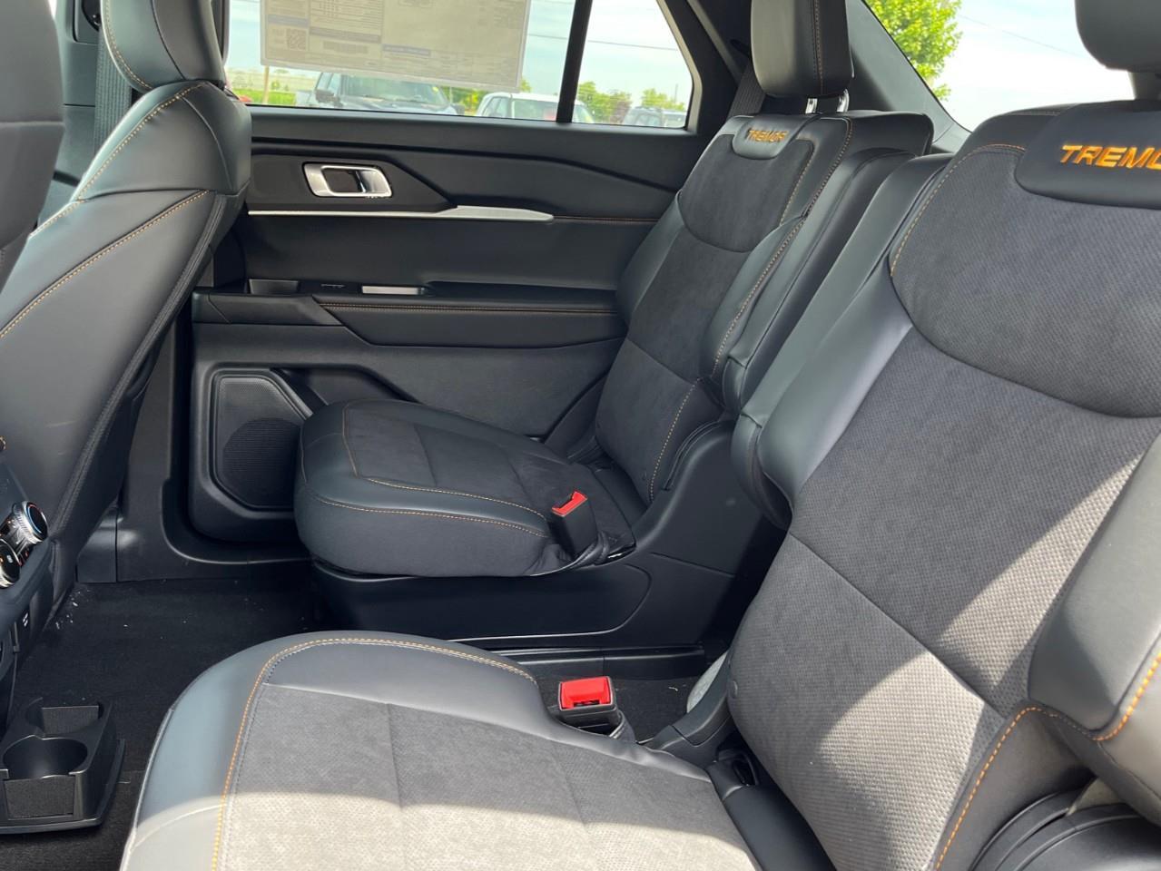 2026 Ford Explorer TREMOR Photo