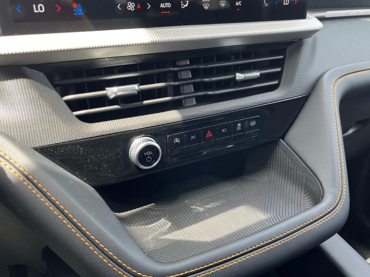 2026 Ford Explorer TREMOR Photo