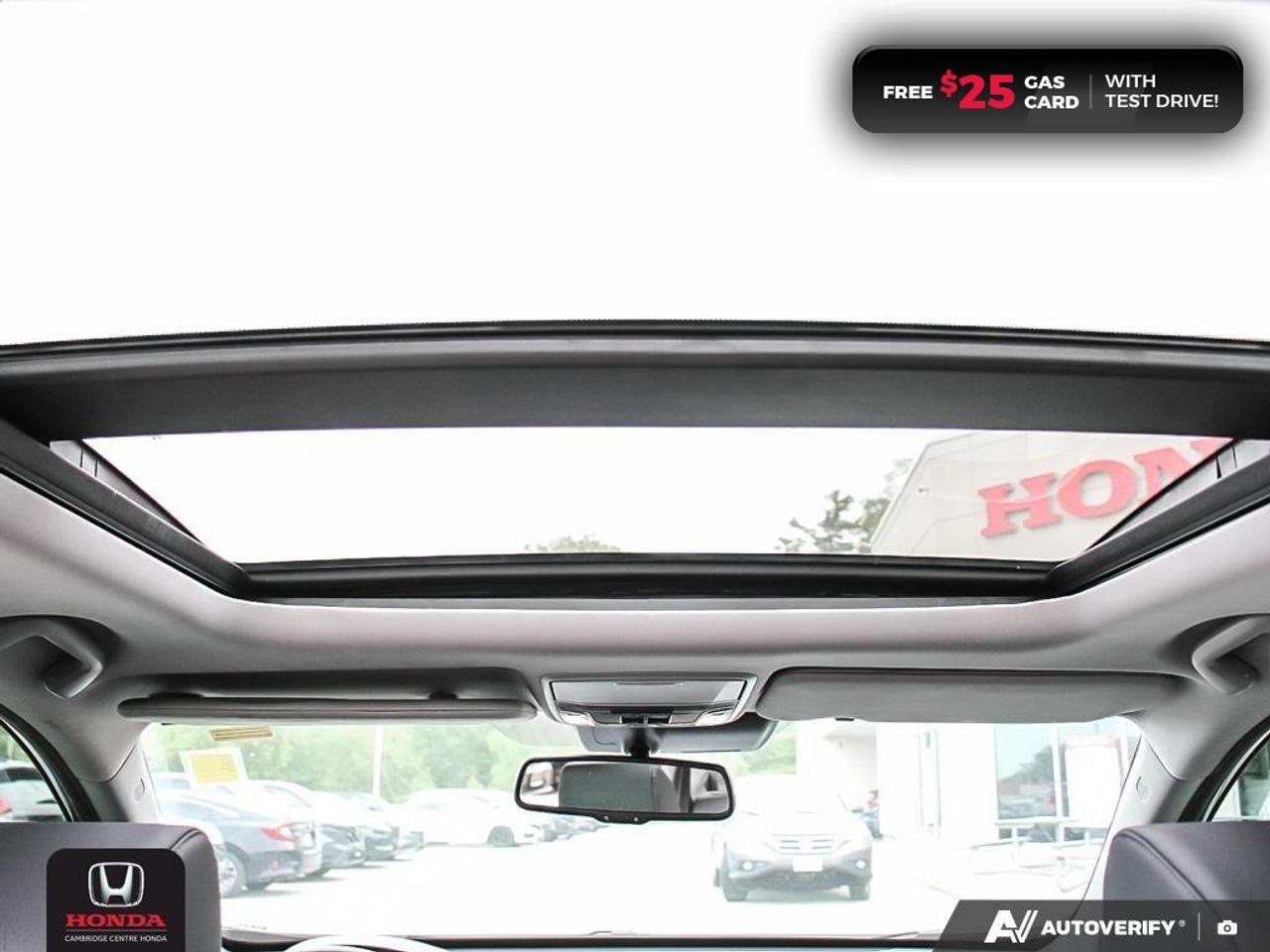 2018 Honda CR-V Touring POWER SUNROOF | REARVIEW CAMERA | APPLE CARPLAY™/ANDROID AUTO™ Photo