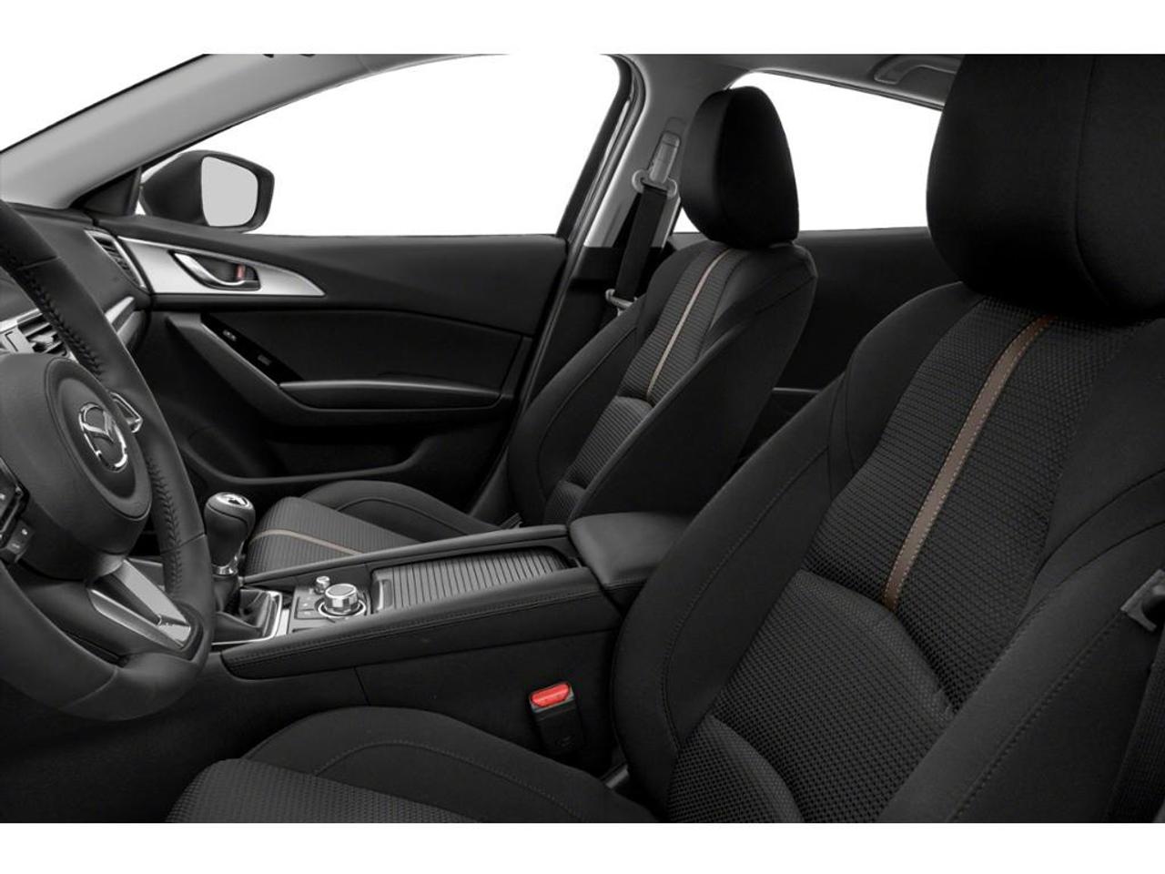 2018 Mazda MAZDA3 GS Photo