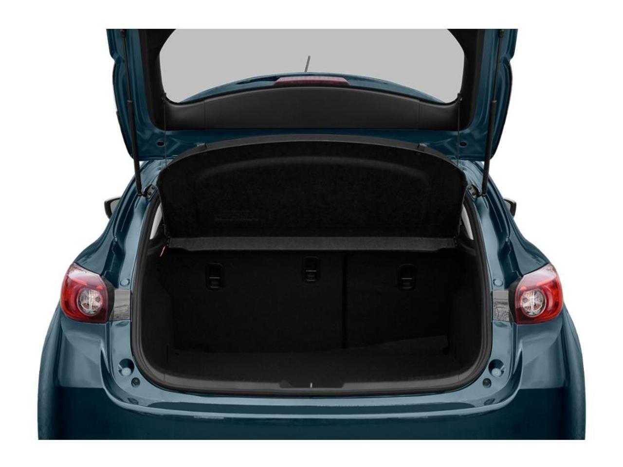 2018 Mazda MAZDA3 GS Photo