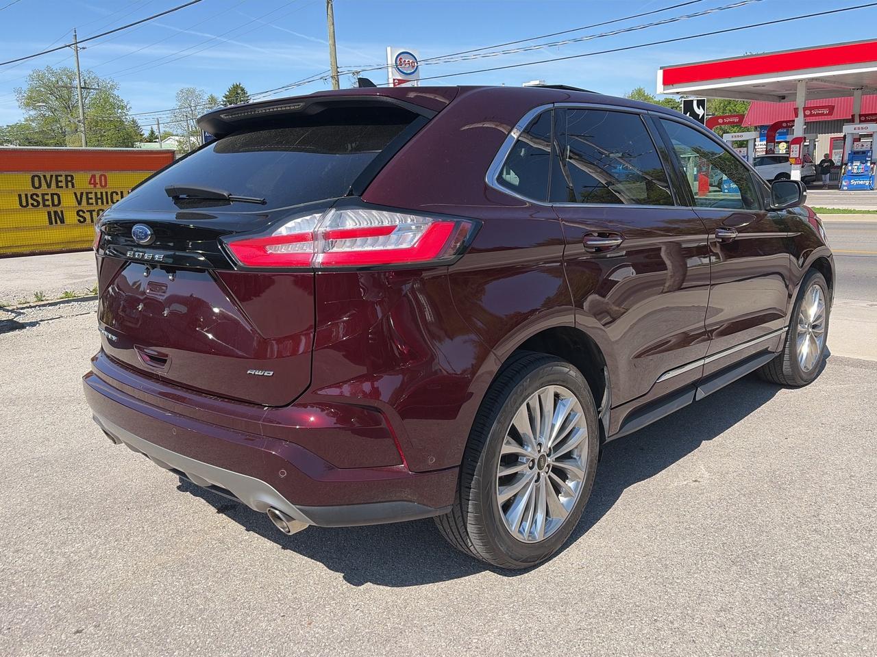 2022 Ford Edge Titanium AWD Photo
