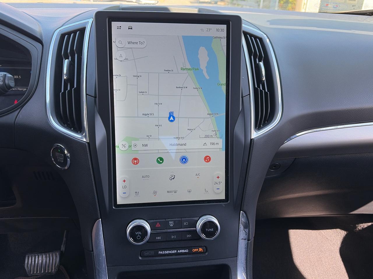 2022 Ford Edge Titanium AWD Photo