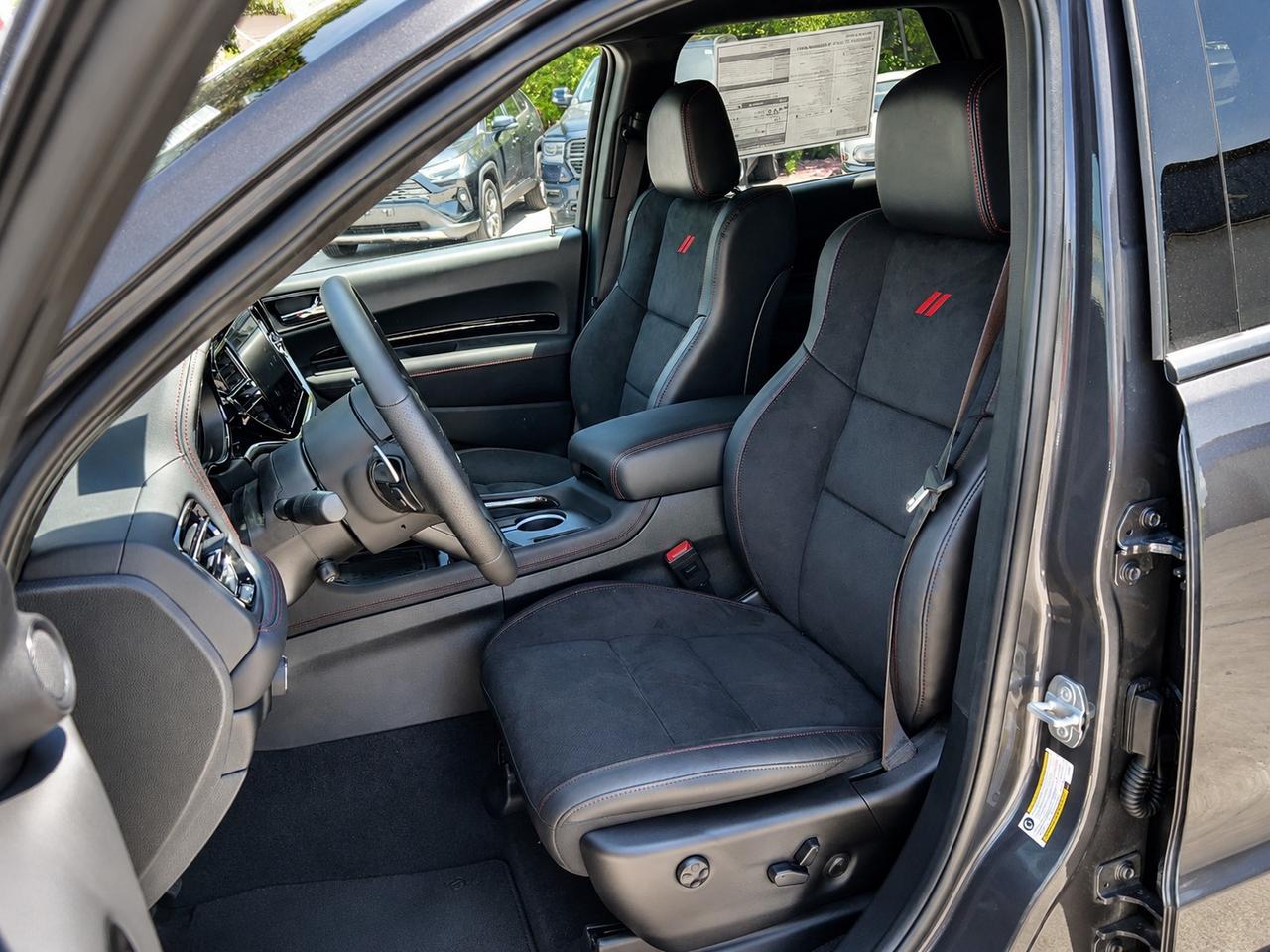 2026 Dodge Durango GT PREMIUM | HEMI | Redline Pkg | Tow N Go | AWD Photo