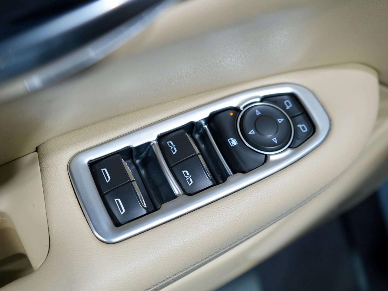 2017 Cadillac XT5 FWD 4dr|BOSE|LEATHER| Photo